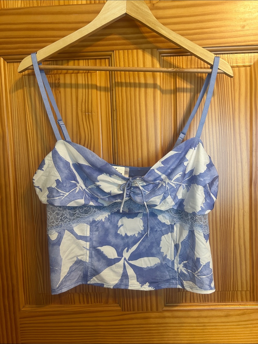NWT Anthropologie Cami Top in Lilac and White